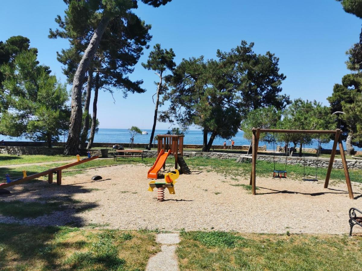 Lara Deluxe Superior 5 Star Apartment, Your Piece Of Heaven By The Sea & Park Novigrad Istria Εξωτερικό φωτογραφία