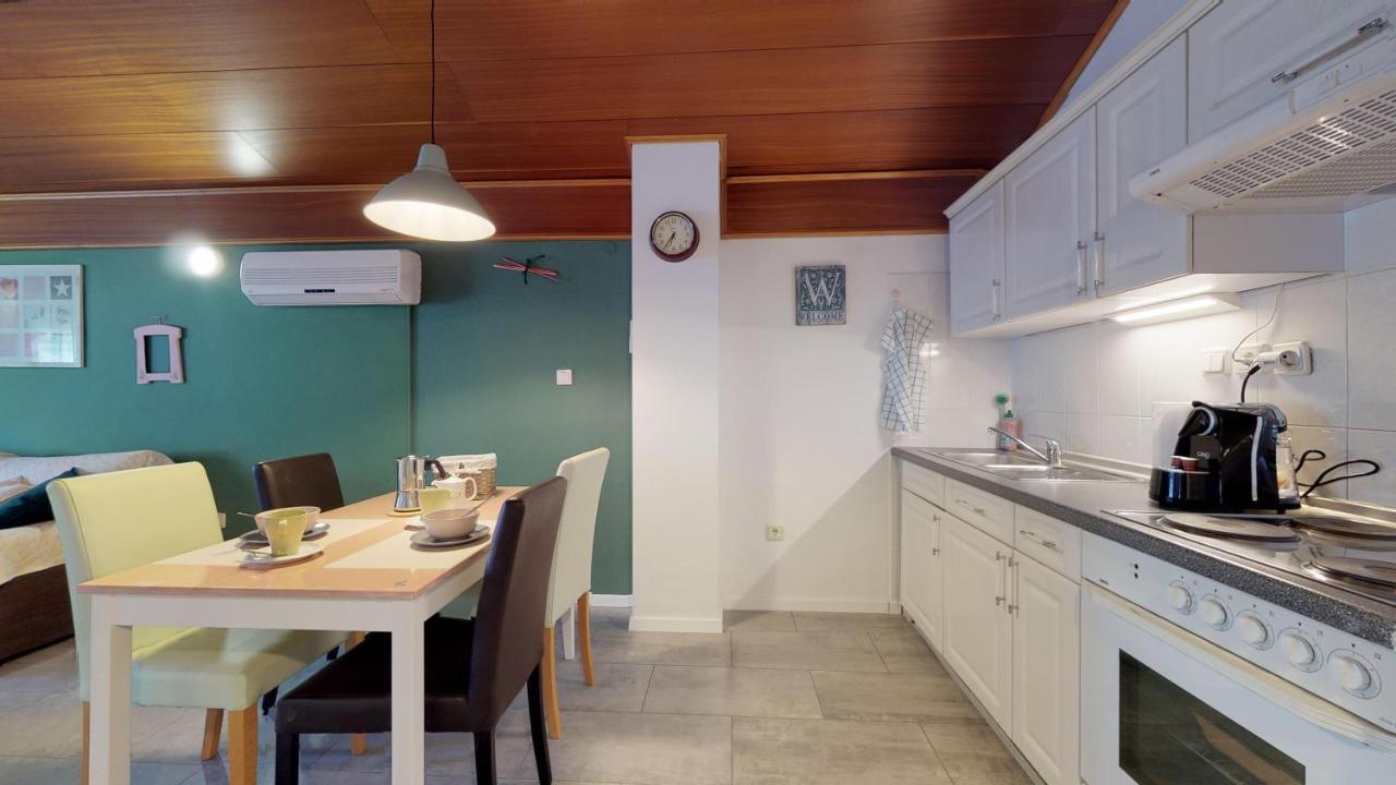 Lara Deluxe Superior 5 Star Apartment, Your Piece Of Heaven By The Sea & Park Novigrad Istria Εξωτερικό φωτογραφία